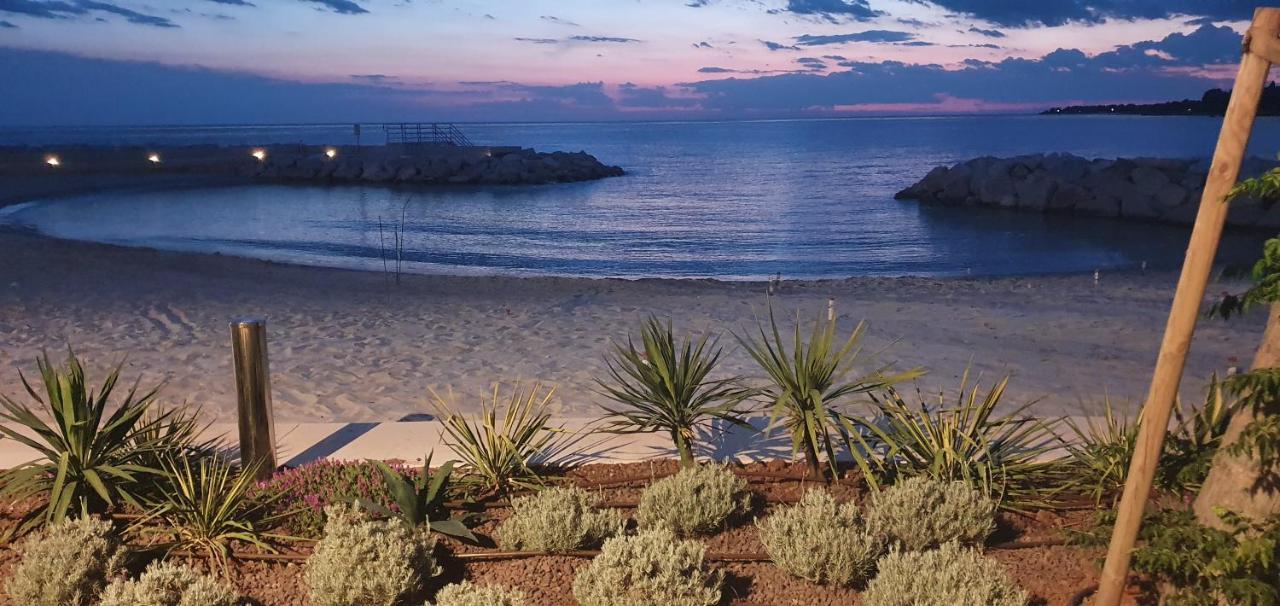 New!!! New Riva Luxury One - With Sunny Terrace & Big Garden Apartment Porec Ngoại thất bức ảnh